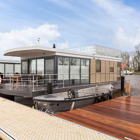 Welcome In - Houseboat 'Elysium' Met Eigen Aanlegsteiger Sneek - Offingawier Zewnętrze zdjęcie