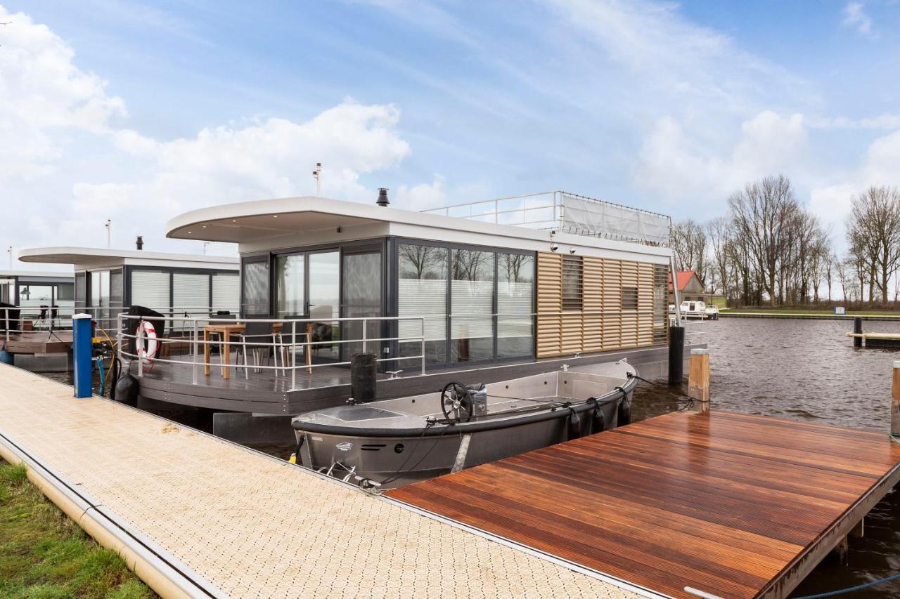 Welcome In - Houseboat 'Elysium' Met Eigen Aanlegsteiger Sneek - Offingawier Zewnętrze zdjęcie